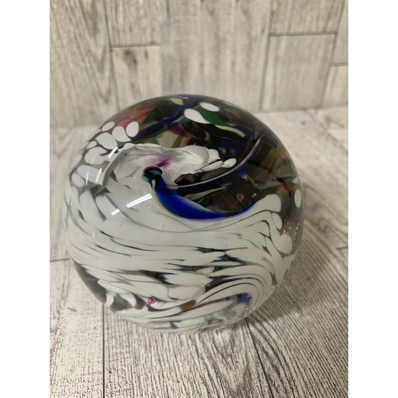 Mad Art Studio Glass Ball Shape Paperweight Signed 2000 - Picture 3 of 8